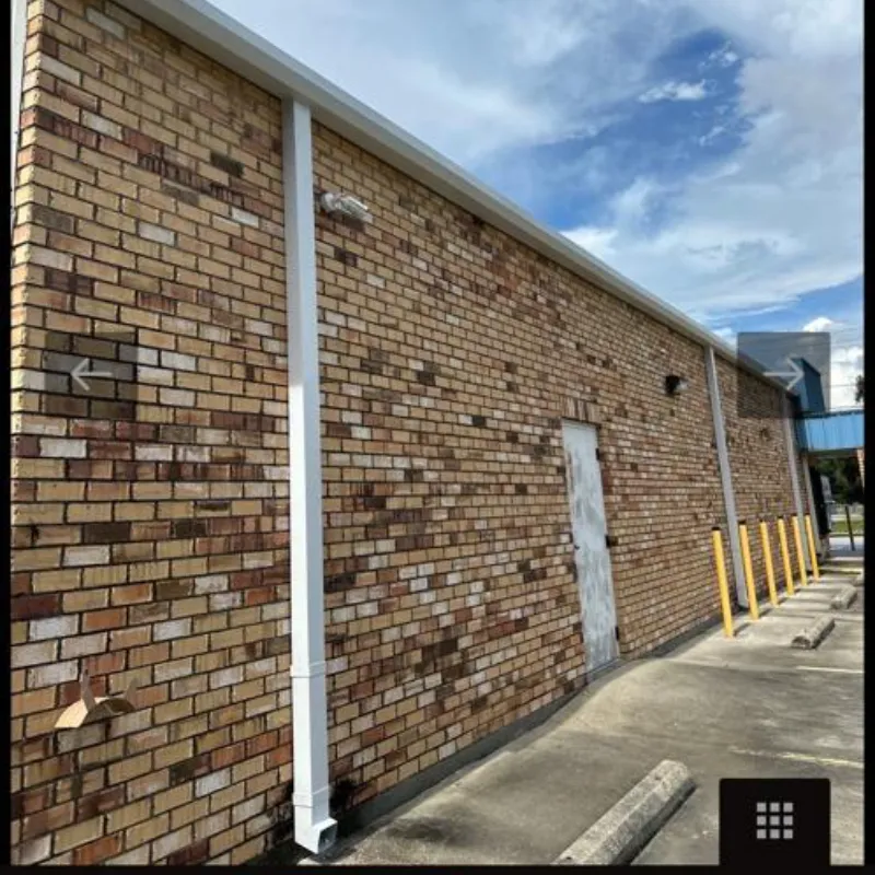 commercial building with gutters in baton rouge